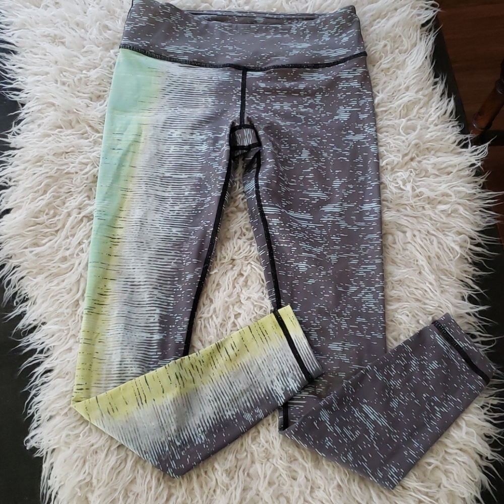 Vimmia leggings size small